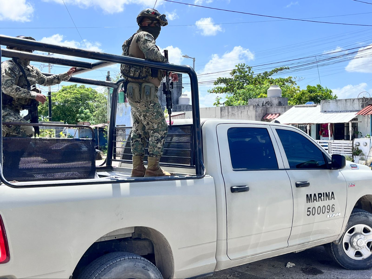 Arrestan a cinco jóvenes en Cancún; serían implicados en el caso de una encajuelada