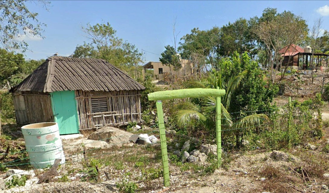 Isla Mujeres: Asentamientos irregulares acaparan la tierra  en Costa Mujeres 
