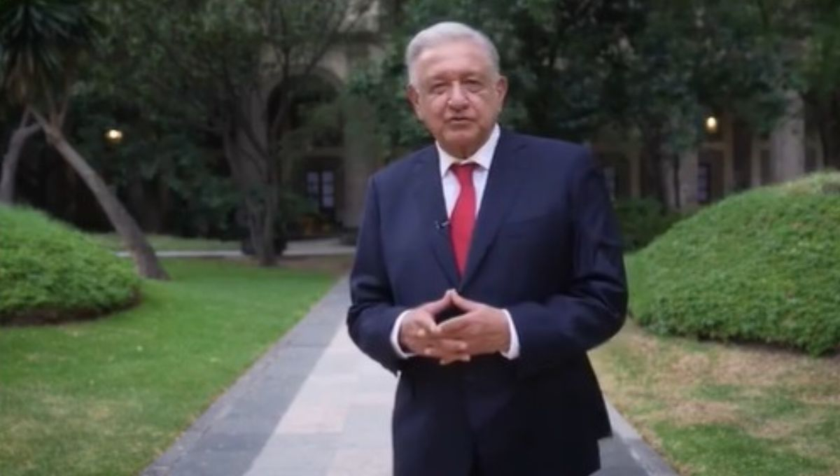 Presidente de la República agradece a maestros por cero paros durante su mandato