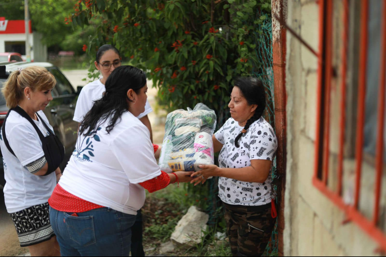 La población los invitó a que visiten otros puntos, como la Ampliación Caribe. La población los invitó a que visiten otros puntos, como la Ampliación Caribe.