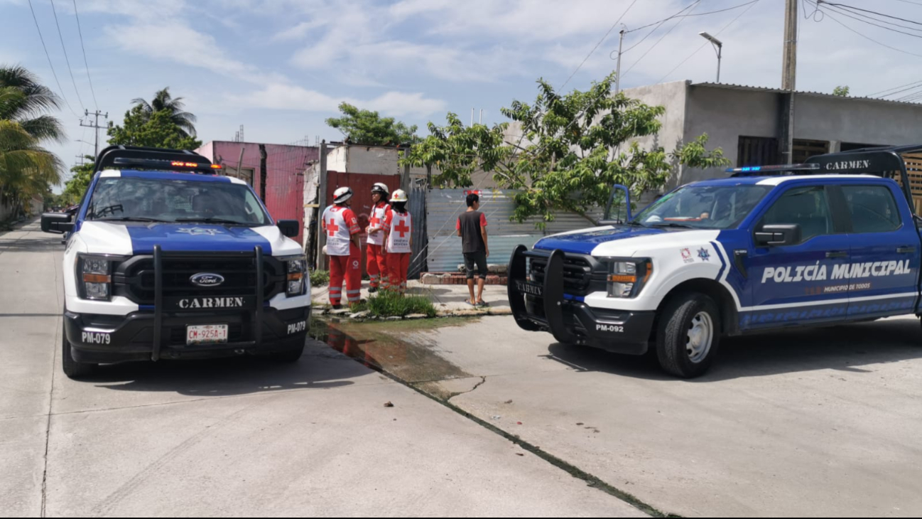 Joven de 19 años en Ciudad del Carmen, intentó suicidarse pero fue salvado por su madre Joven de 19 años en Ciudad del Carmen, intentó suicidarse pero fue salvado por su madre