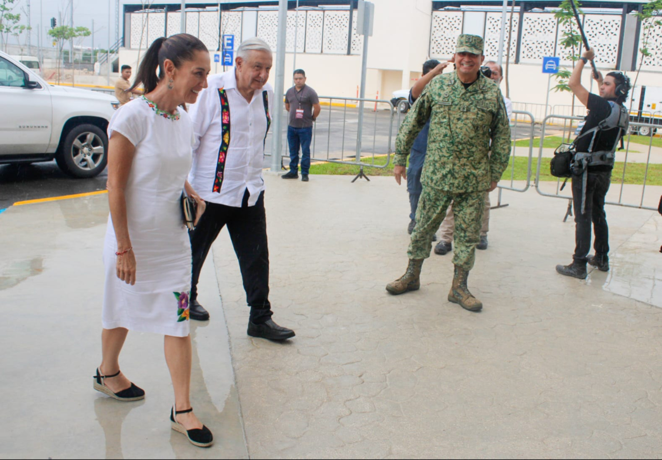 Claudia Sheinbaum y Andrés Manuel López Obrador llegaron a Teya Claudia Sheinbaum y Andrés Manuel López Obrador llegaron a Teya