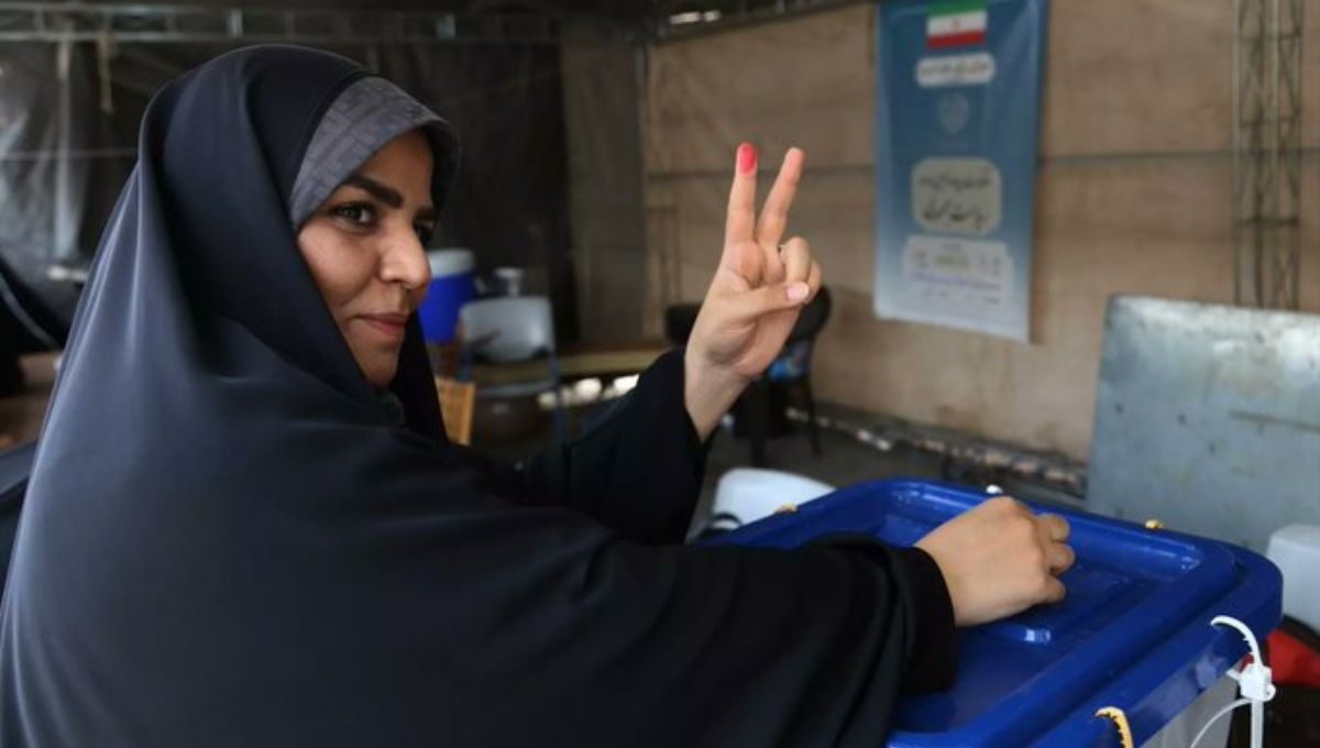 Irán deberá elegir a su poróximo presidente en una segunda vuelta el próximo 5 de julio Irán deberá elegir a su poróximo presidente en una segunda vuelta el próximo 5 de julio