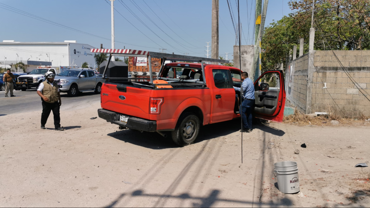 El conductor intentó esquivar a otro vehículo El conductor intentó esquivar a otro vehículo