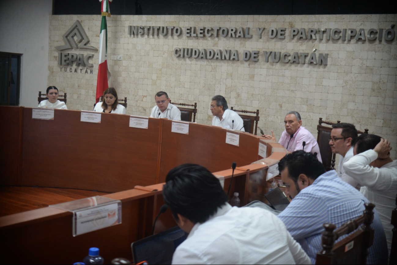 El Instituto Electoral del Estado de Yucatán confirmó el triunfo de Joaquín Díaz Mena El Instituto Electoral del Estado de Yucatán confirmó el triunfo de Joaquín Díaz Mena