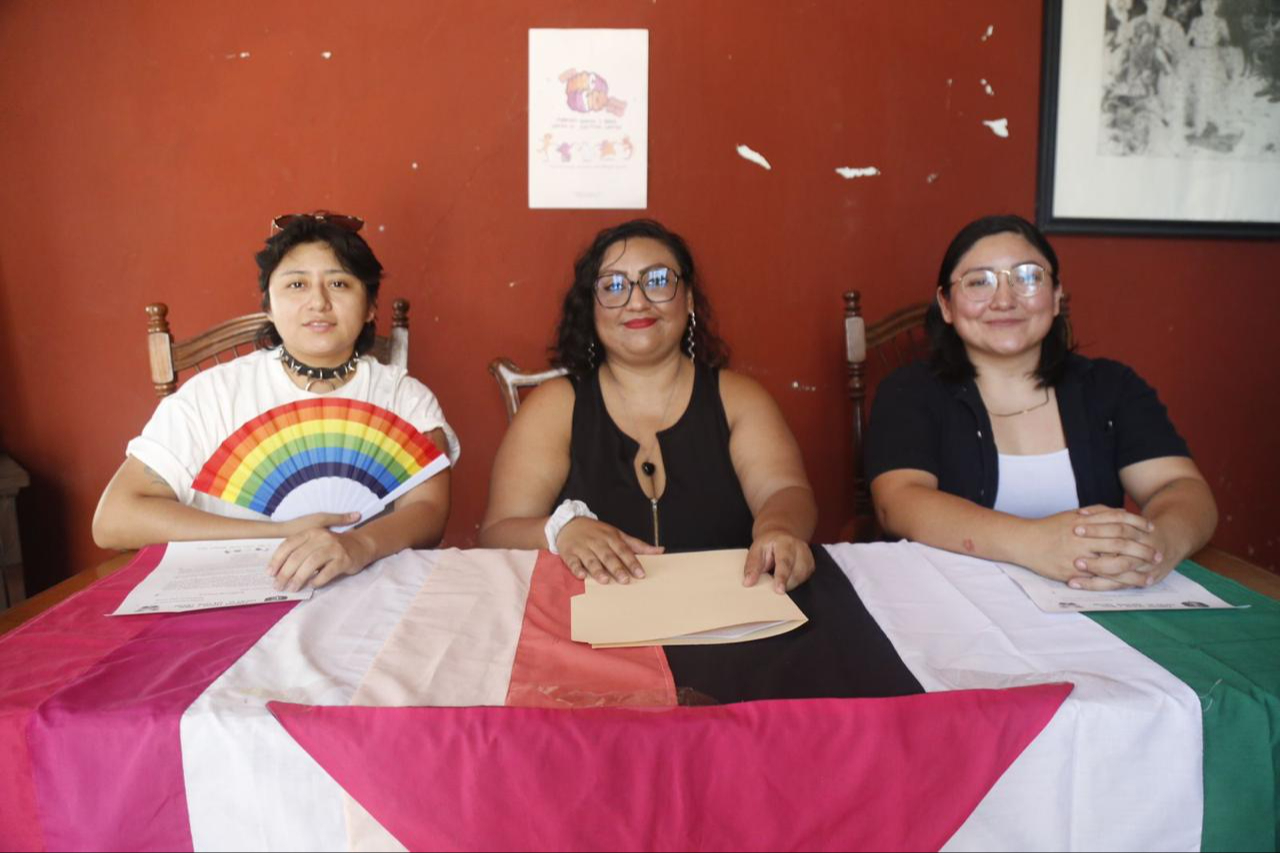 La marcha incluye a mujeres de la diversidad lésbica, bisexual y trans La marcha incluye a mujeres de la diversidad lésbica, bisexual y trans