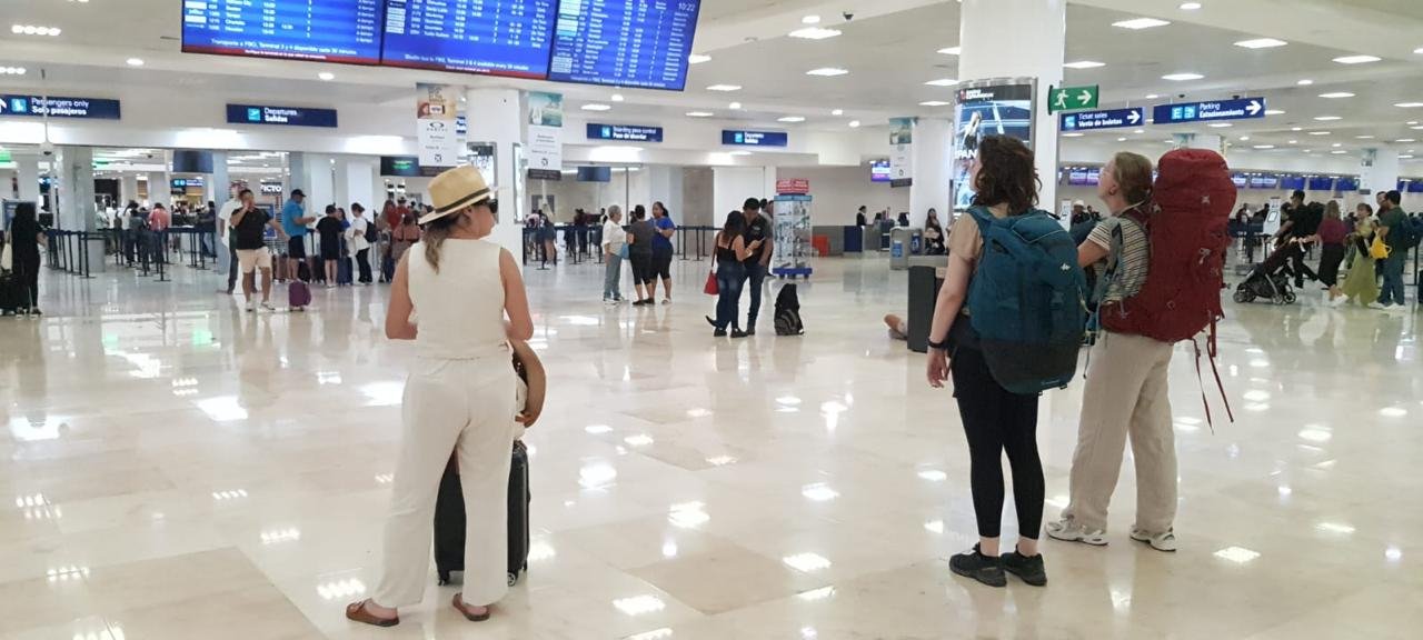 Aeropuerto de Cancún, sin alcanzar las 500 operaciones este jueves