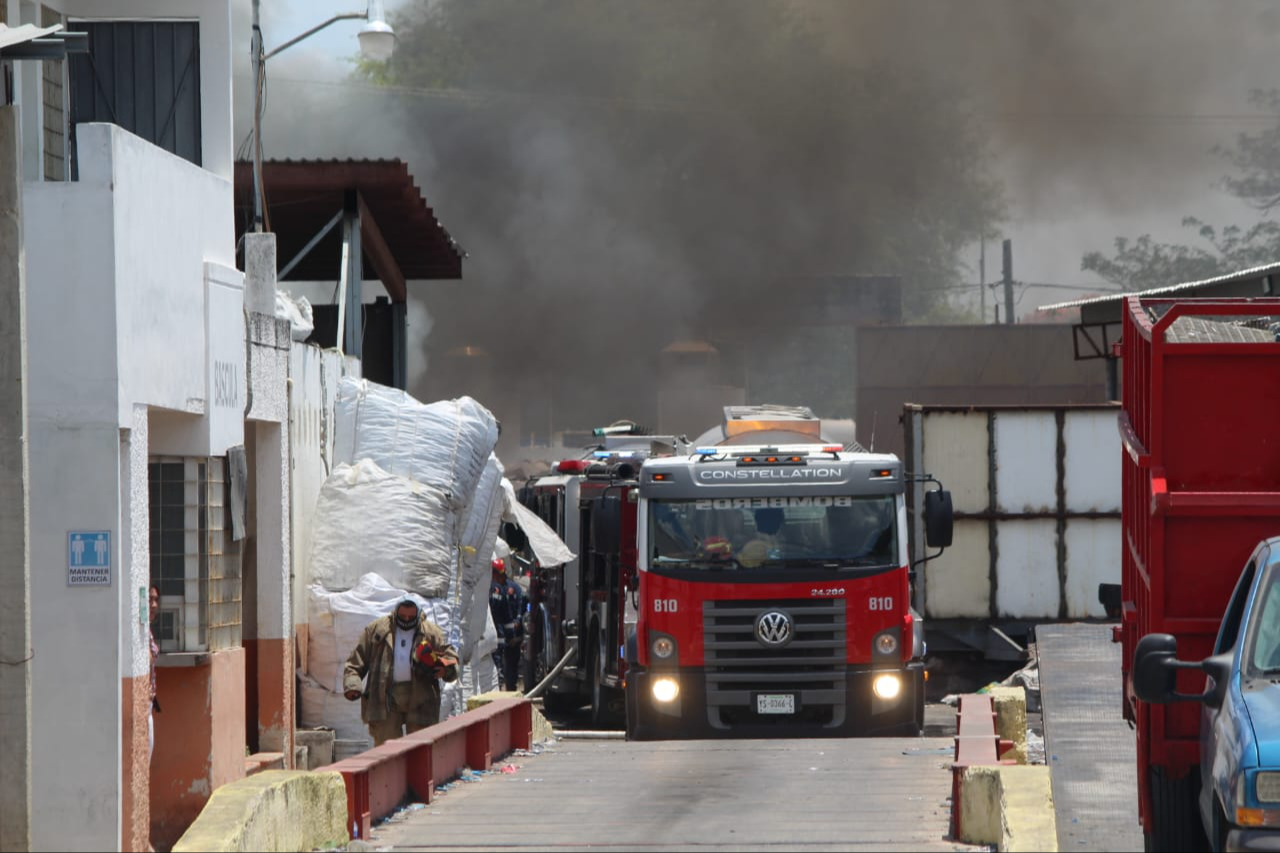 El fuego solamente alcanzó la acumulación de desechos