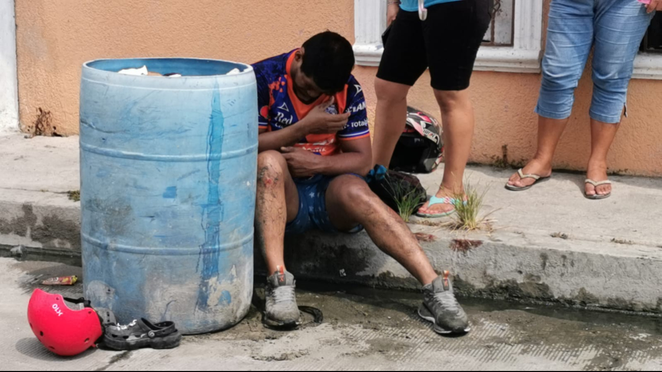 Hombre termina con fractura de hombro tras derrape en Ciudad del Carmen Hombre termina con fractura de hombro tras derrape en Ciudad del Carmen