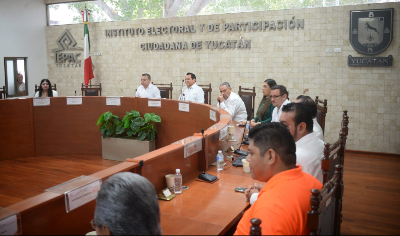 ¡Oficial! Huacho Díaz Mena, Gobernador Electo de Yucatán: EN VIVO 