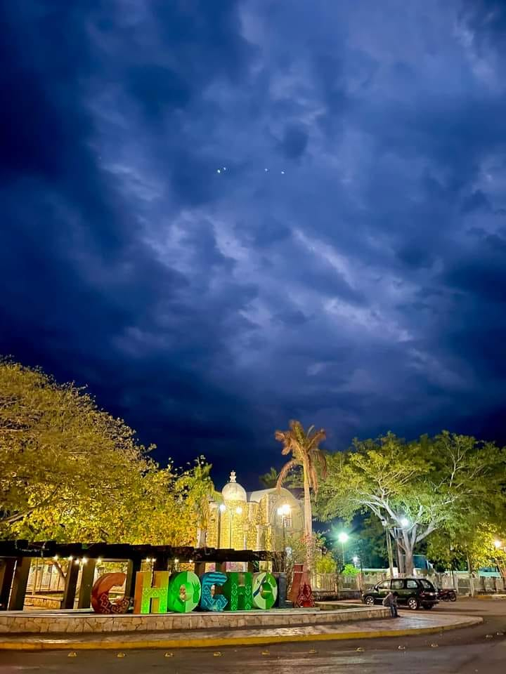 Noche en Chocholá, Yucatán Noche en Chocholá, Yucatán