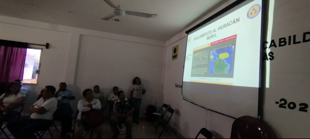 Así se realizan las juntas de seguimiento del Huracán Beryl en Kantunilkín Así se realizan las juntas de seguimiento del Huracán Beryl en Kantunilkín