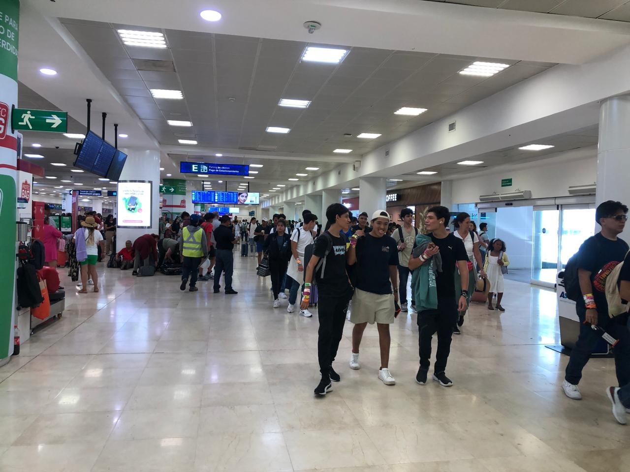 Se registra buena afluencia en el Aeropuerto Internacional de Cancún Se registra buena afluencia en el Aeropuerto Internacional de Cancún