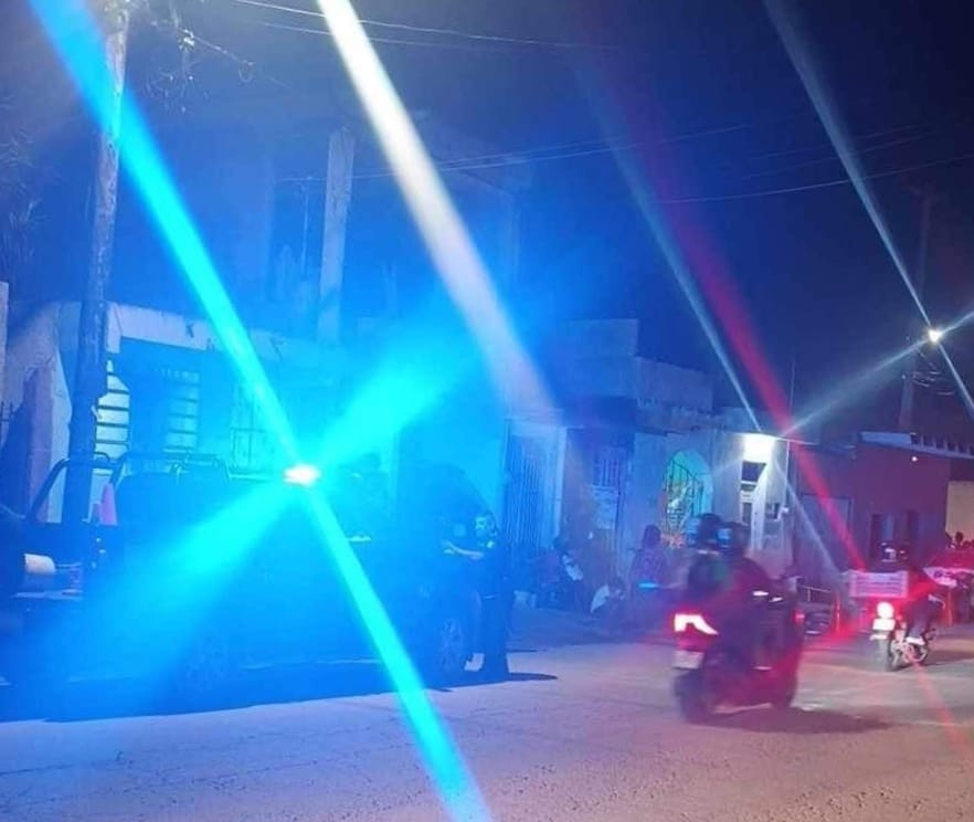 Policías arribaron al sitio en Progreso Policías arribaron al sitio en Progreso