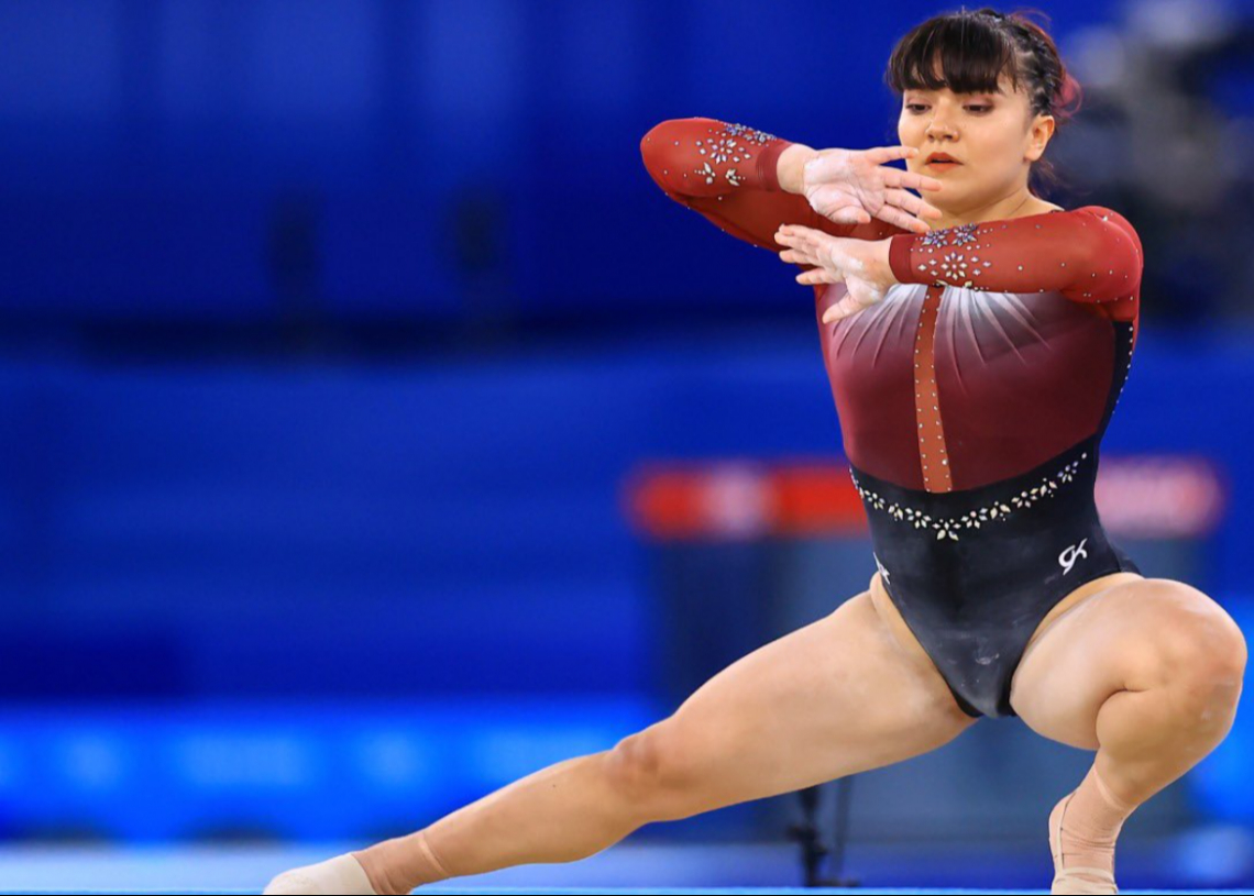 Alexa Moreno, gimnasta criticada por su imagen, se convierte en portada de Vogue México