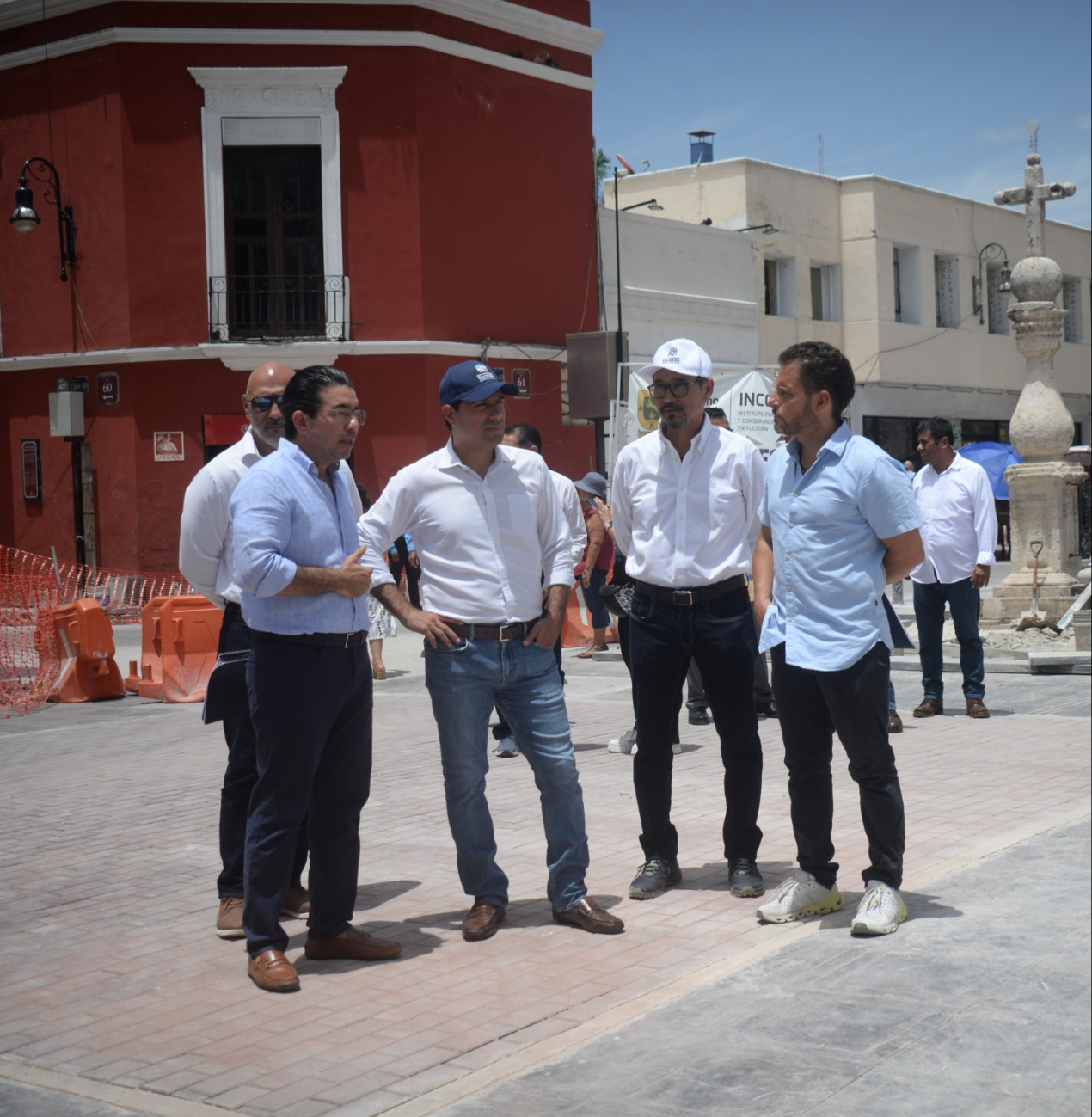 Mauricio Vila continúa la supervisión de las obras en Yucatán Mauricio Vila continúa la supervisión de las obras en Yucatán