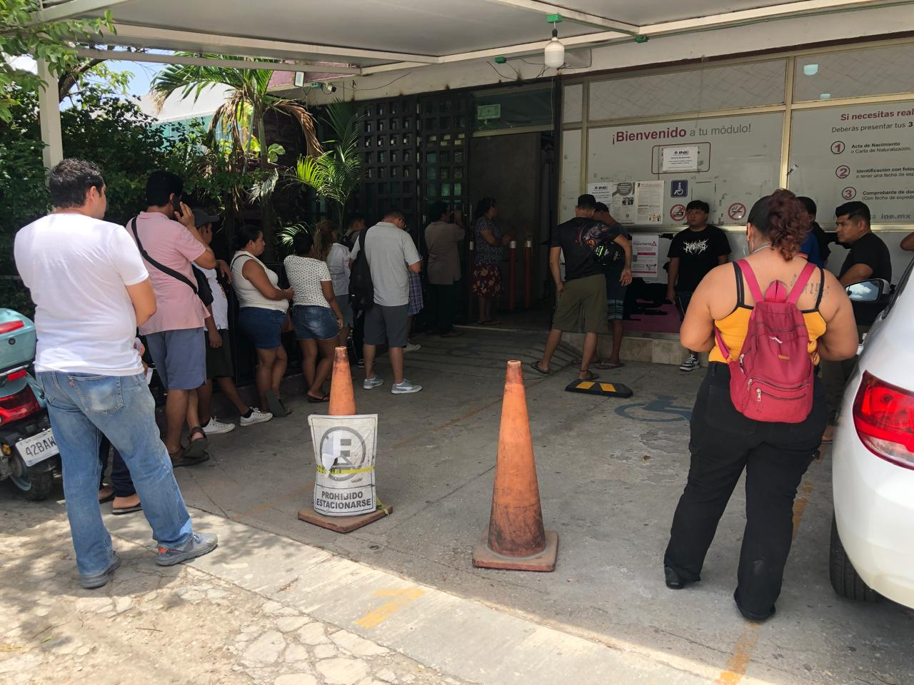 A través de su módulo móvil, el INE visitó una serie de localidades en Quintana Roo A través de su módulo móvil, el INE visitó una serie de localidades en Quintana Roo