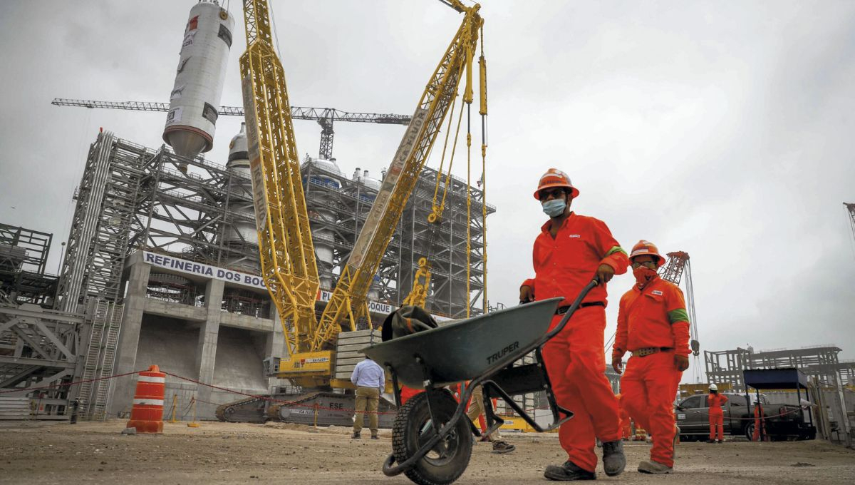 Calificadora Moody's prevé mayor apertura al sector privado y crecimiento económico en próxima administración
