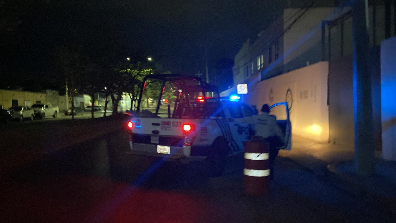 La Cruz Roja confirmó la muerte del hombre; la mujer fue detenida temporalmente. La Cruz Roja confirmó la muerte del hombre; la mujer fue detenida temporalmente.