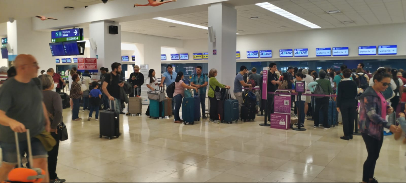 Aeropuerto de Mérida opera con vuelos retrasados y adelantados previo al fin de semana