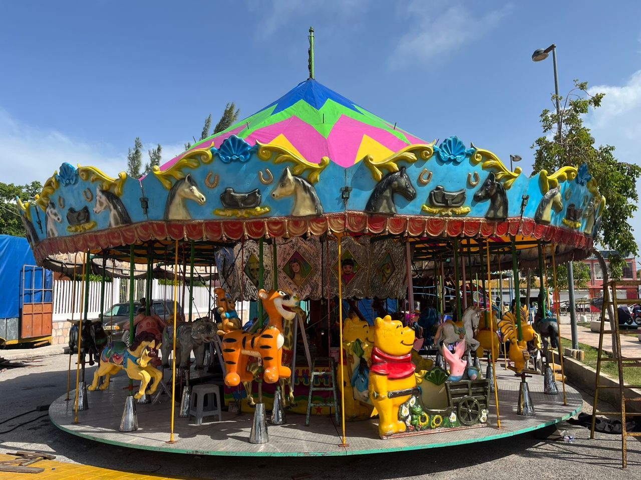 Así lucen algunas atracciones para las ferias Así lucen algunas atracciones para las ferias