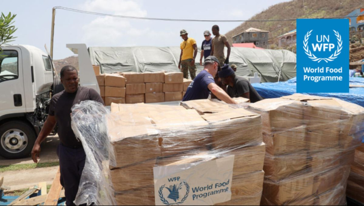 El Programa Mundial de Alimentos de la ONU distribuye cajas de comida a afectados por el Huracán Beryl en islas del Caribe El Programa Mundial de Alimentos de la ONU distribuye cajas de comida a afectados por el Huracán Beryl en islas del Caribe