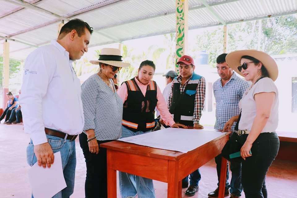 Reunión del Comité de Obras en Palizada Reunión del Comité de Obras en Palizada
