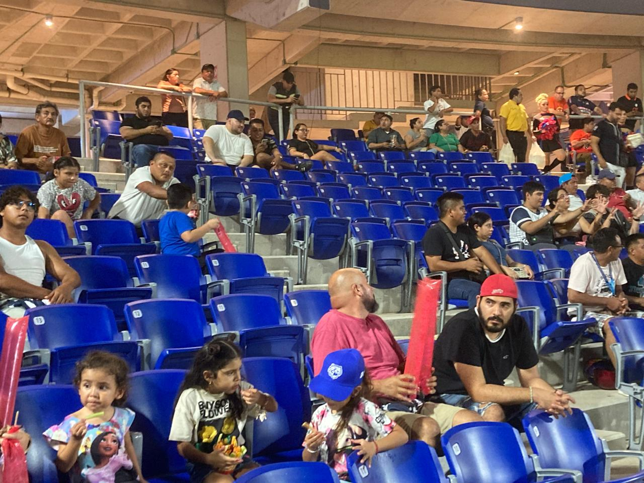 Así lucían las tribunas del Estadio Beto Ávila de Cancún Así lucían las tribunas del Estadio Beto Ávila de Cancún