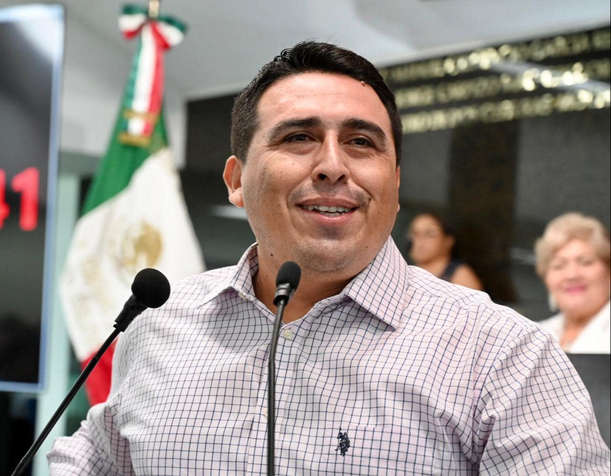 Elías Baeza Aké no ha promovido ninguna iniciativa por cuenta propia. Elías Baeza Aké no ha promovido ninguna iniciativa por cuenta propia.