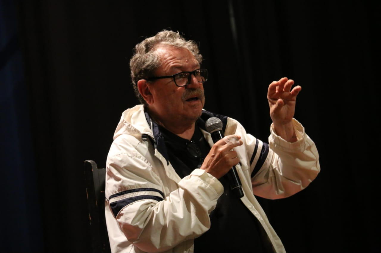 Las declaraciones de Paco Ignacio Taibo II, han intensificado el debate sobre el papel de los medios de comunicación en México