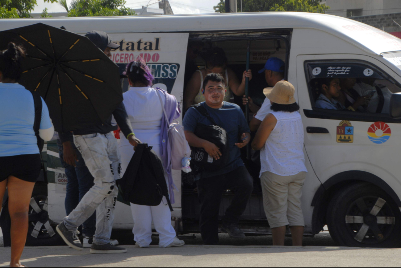 Usuarios reportan continuas violaciones a las normativas de seguridad, poniendo en riesgo la vida de pasajeros Usuarios reportan continuas violaciones a las normativas de seguridad, poniendo en riesgo la vida de pasajeros