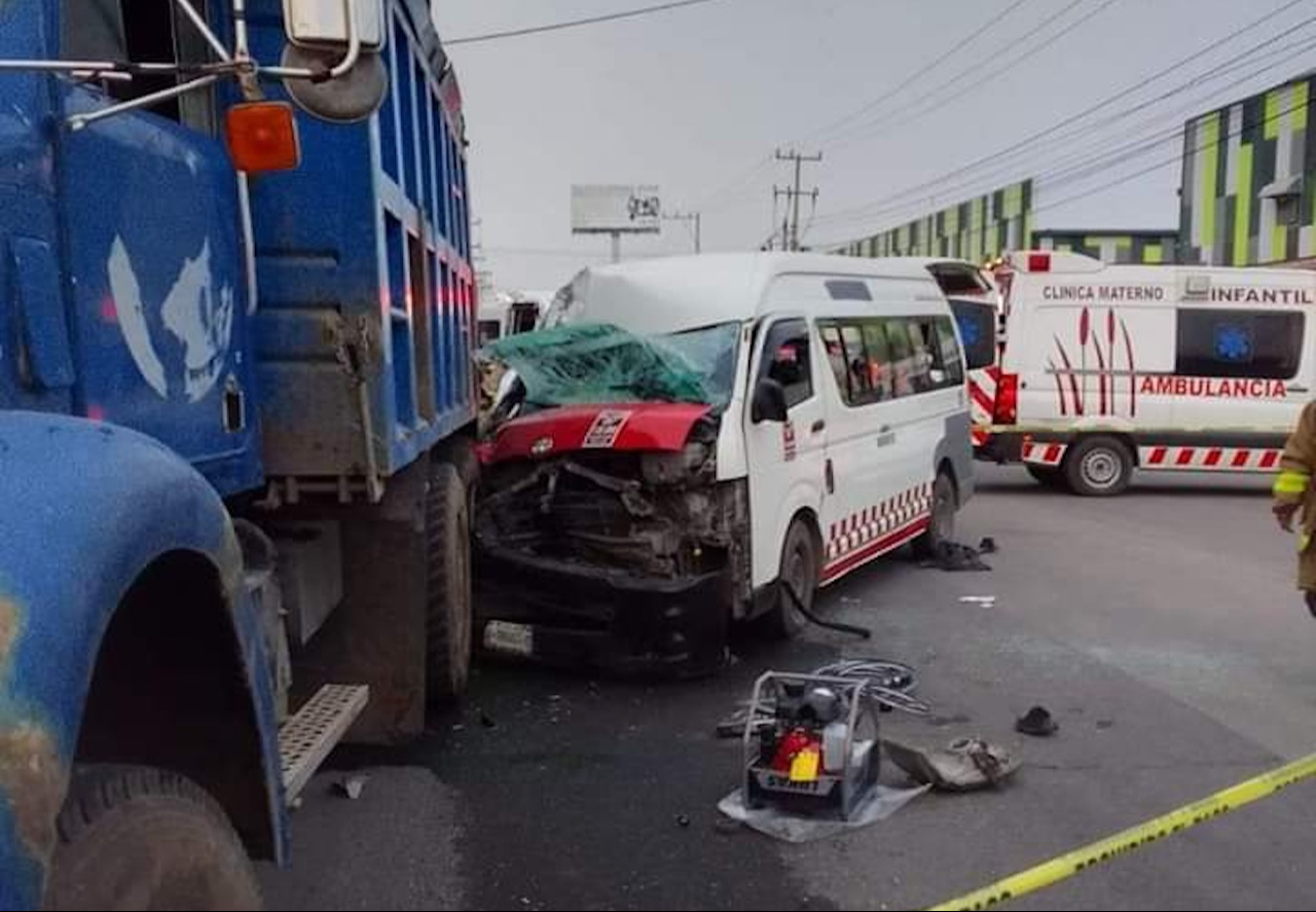 Choque de combi deja un muerto y 14 heridos en Tultitlán, Estado de México Choque de combi deja un muerto y 14 heridos en Tultitlán, Estado de México