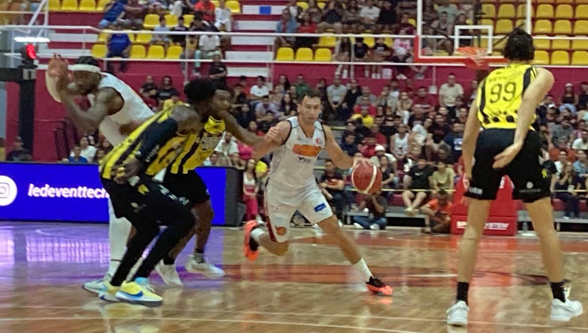El Calor de Cancún ganó su primer partido en casa en la LNBP El Calor de Cancún ganó su primer partido en casa en la LNBP