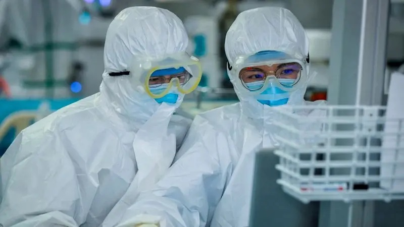 Expertos explican si habrá nueva ola de contagios por COVID-19 Expertos explican si habrá nueva ola de contagios por COVID-19