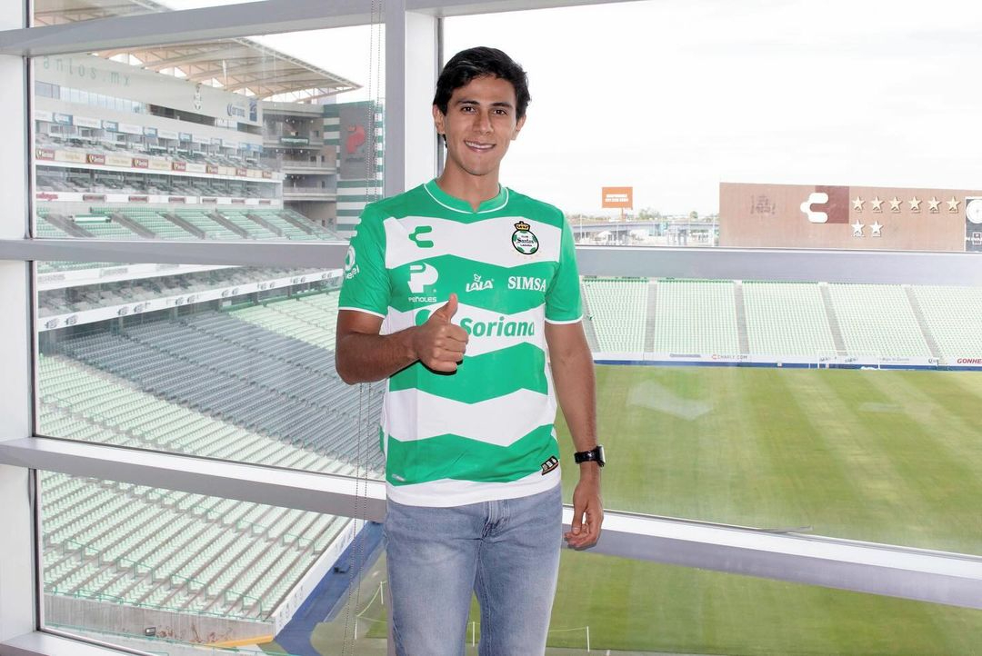 JJ Macías tras su fichaje con cantos en junio JJ Macías tras su fichaje con cantos en junio