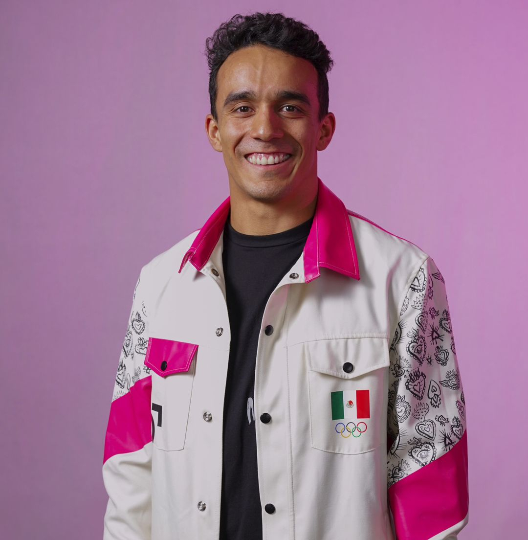   Del rosa mexicano a los milagritos, así vestirá la delegación mexicana en París 2025  
