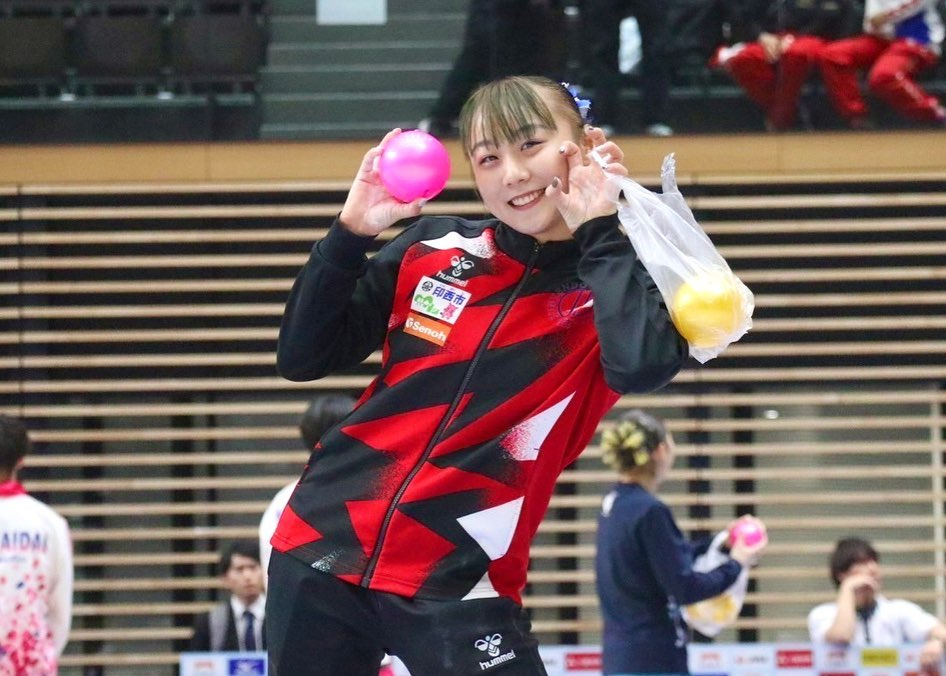 Japón expulsa a capitana de gimnasia de París 2024 por fumar y beber alcohol