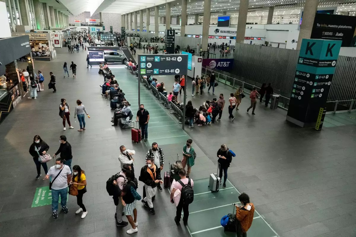 Más de 2 mil pasajeros fueron afectados en el Aeropuerto Internacional de la Ciudad de México