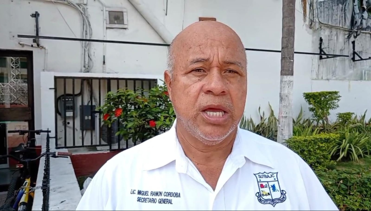 Miguel Ramón Córdova, secretario general del SUTBAJAC, denunció favoritismo hacia algunos trabajadores. Miguel Ramón Córdova, secretario general del SUTBAJAC, denunció favoritismo hacia algunos trabajadores.