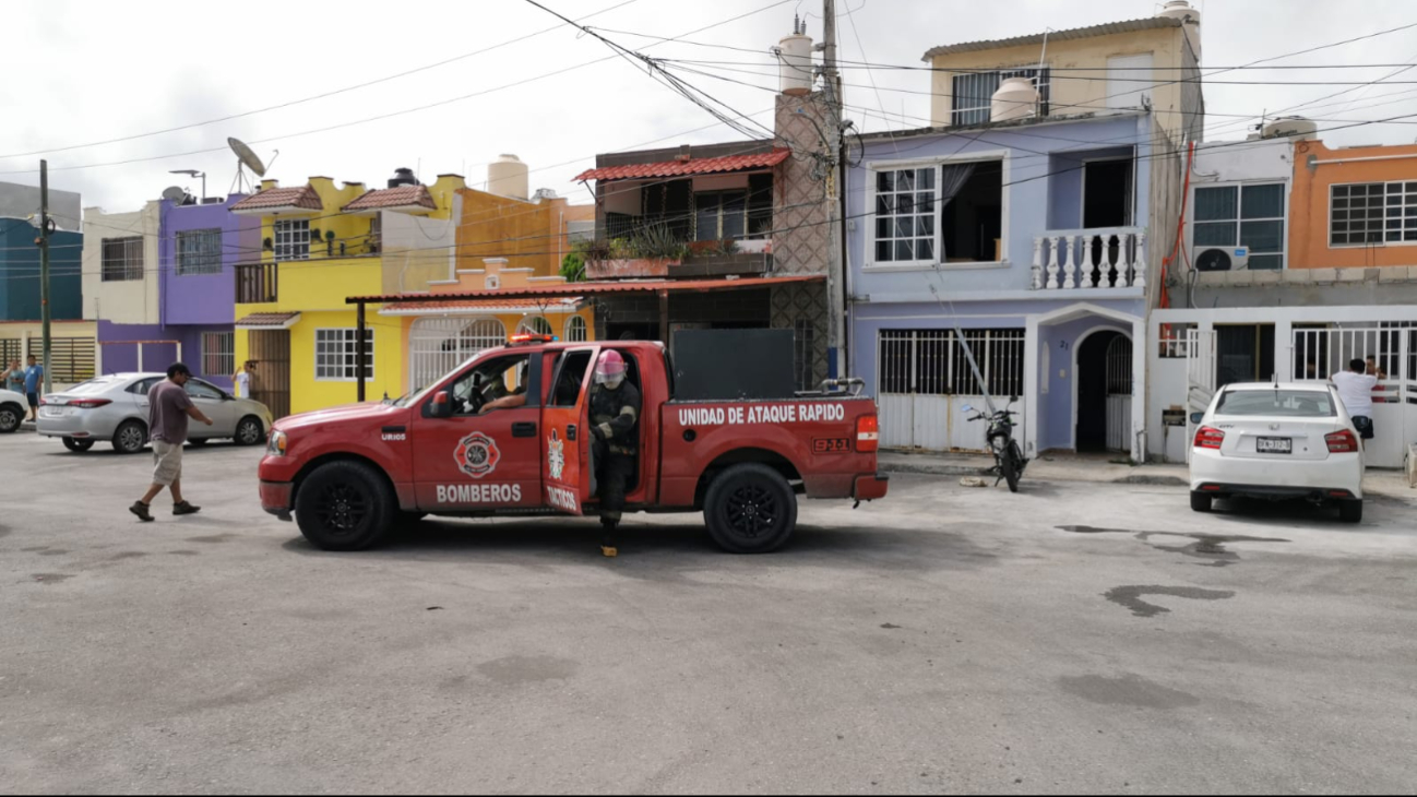 Bomberos llegaron cuando los vecinos ya habían atendido el incendio Bomberos llegaron cuando los vecinos ya habían atendido el incendio