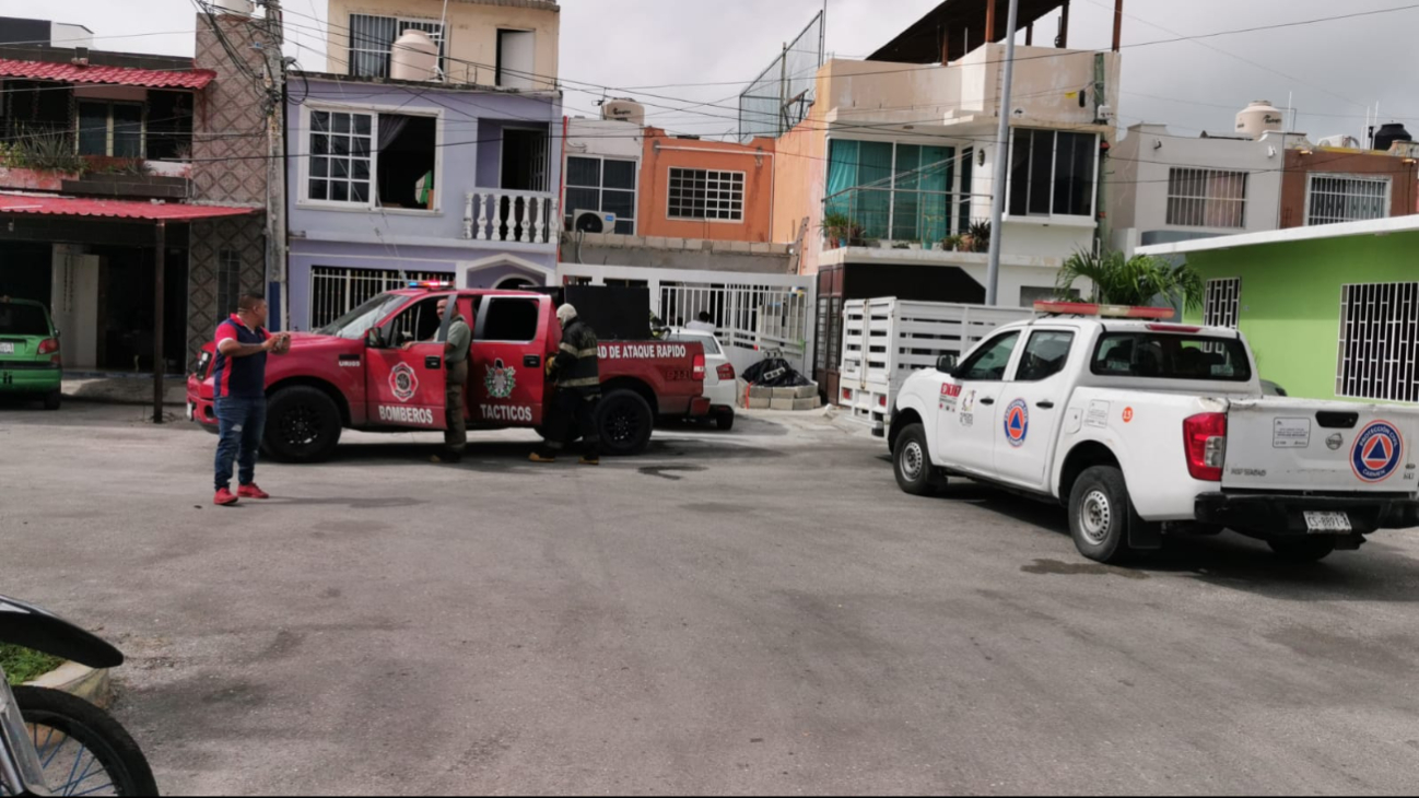 El incendio fue atendido por los vecinos El incendio fue atendido por los vecinos