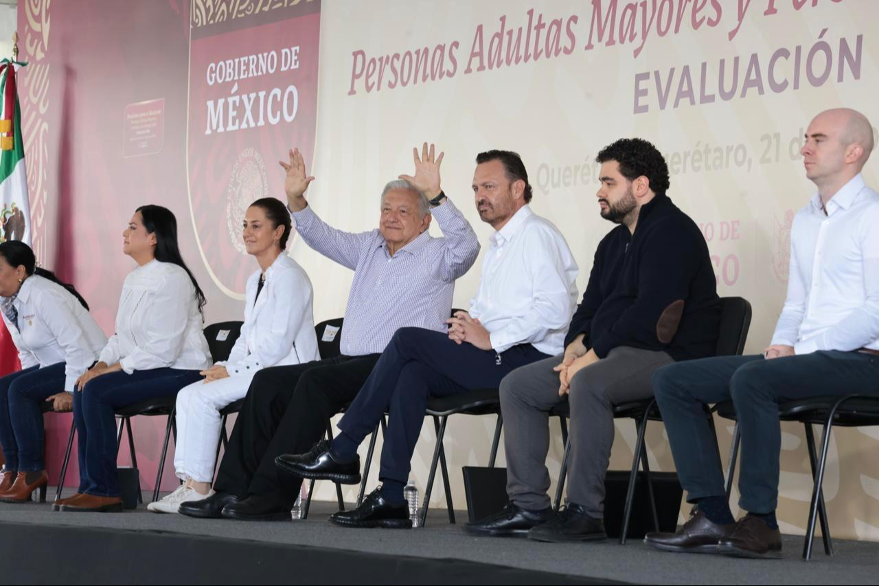 La presidenta electa, Claudia Sheinbaum, y AMLO, viajaron a Querétaro La presidenta electa, Claudia Sheinbaum, y AMLO, viajaron a Querétaro