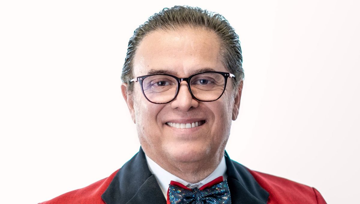 Tunden a Mario Bezares, con memes, por su polémico ingreso a La Casa de los Famosos México 2