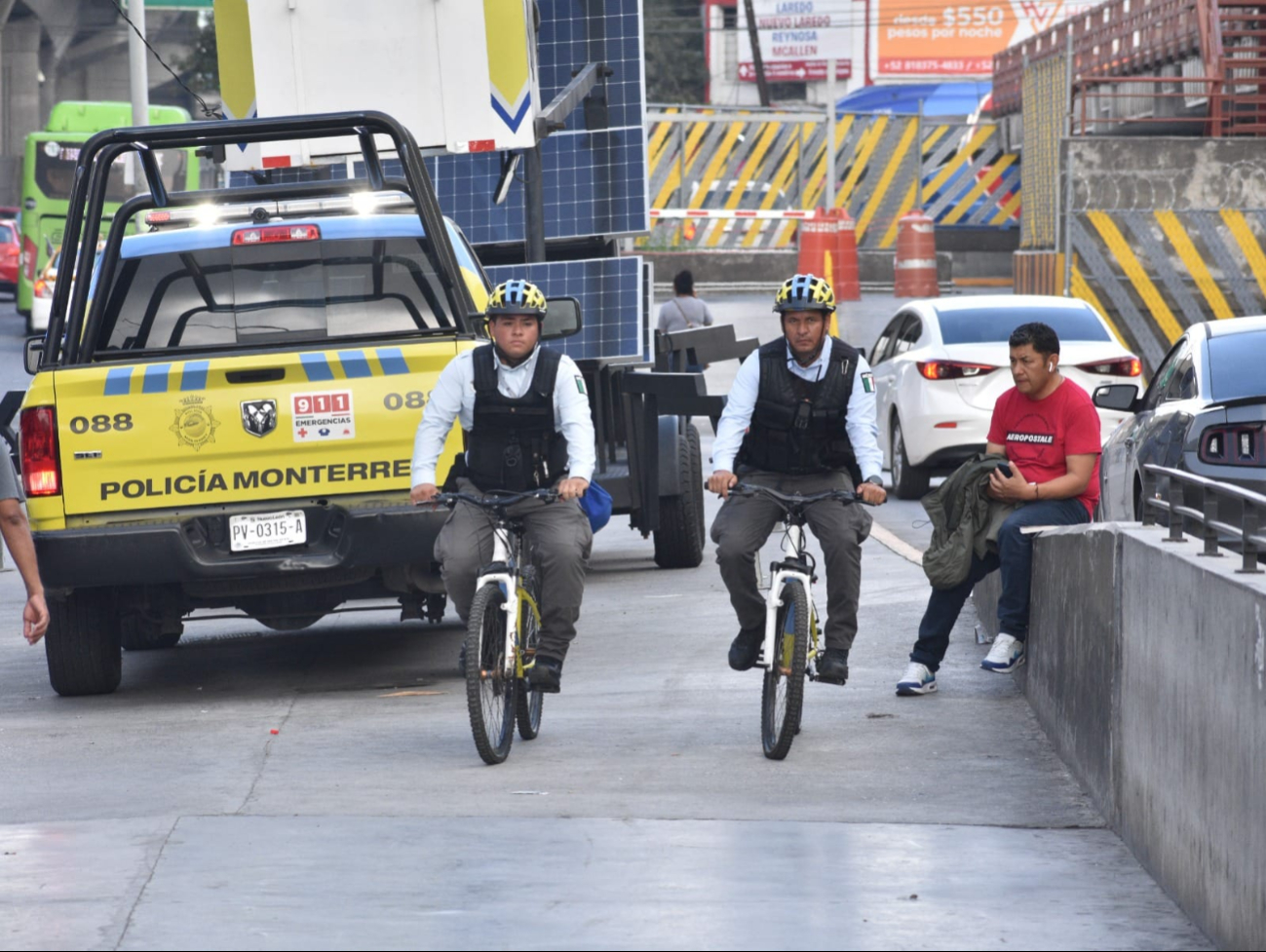 Operativo de vigilancia de la Policía de Monterrey Operativo de vigilancia de la Policía de Monterrey