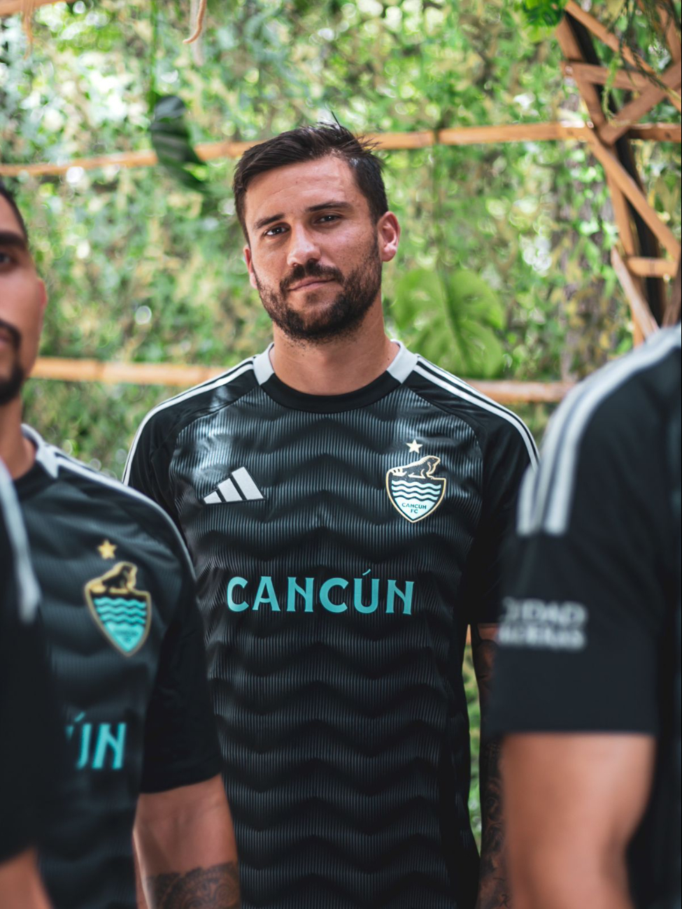 Así luce Andrés Iniestra con el uniforme de Cancún FC Así luce Andrés Iniestra con el uniforme de Cancún FC
