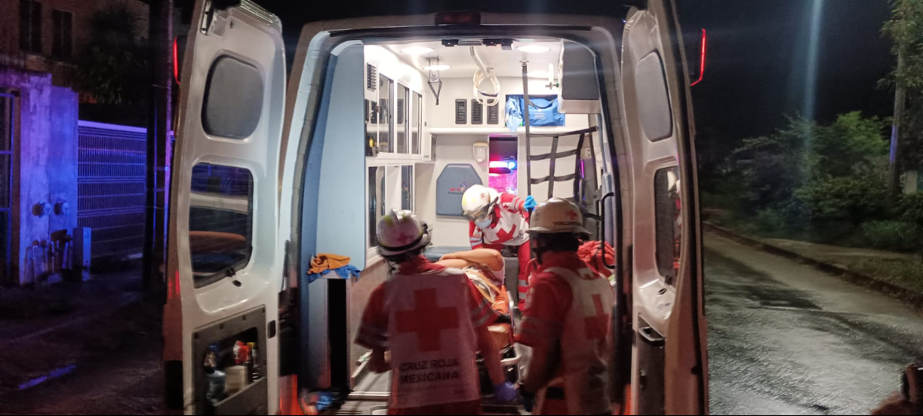 El joven fue trasladado a un hospital El joven fue trasladado a un hospital