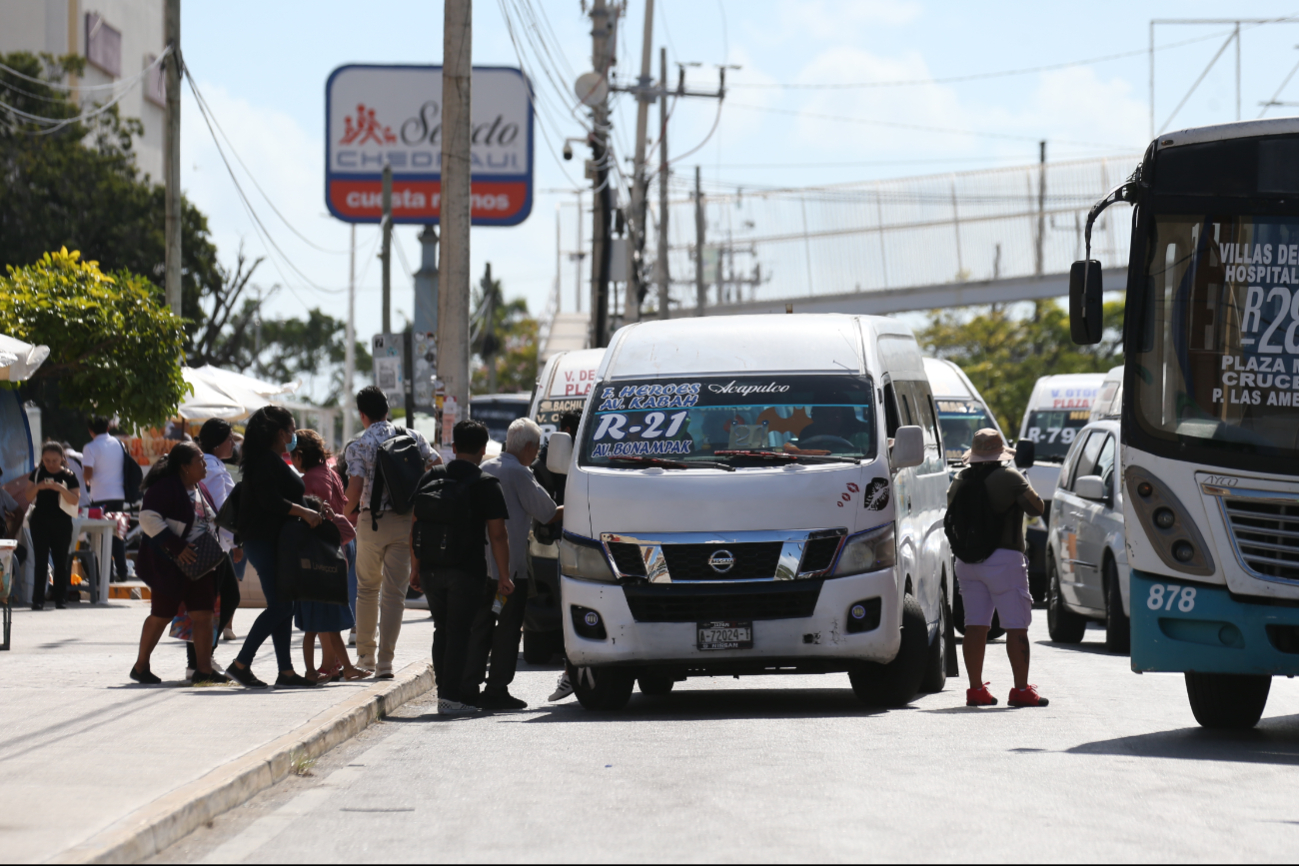 No se cuenta con un plan para mejorar la movilidad, pese que el problema tiene varios años No se cuenta con un plan para mejorar la movilidad, pese que el problema tiene varios años