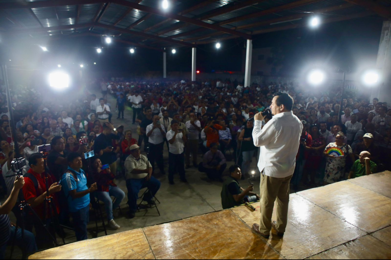 De gira por el Oriente, Joaquín Díaz refrenda su compromiso de servir con humildad a los yucatecos De gira por el Oriente, Joaquín Díaz refrenda su compromiso de servir con humildad a los yucatecos