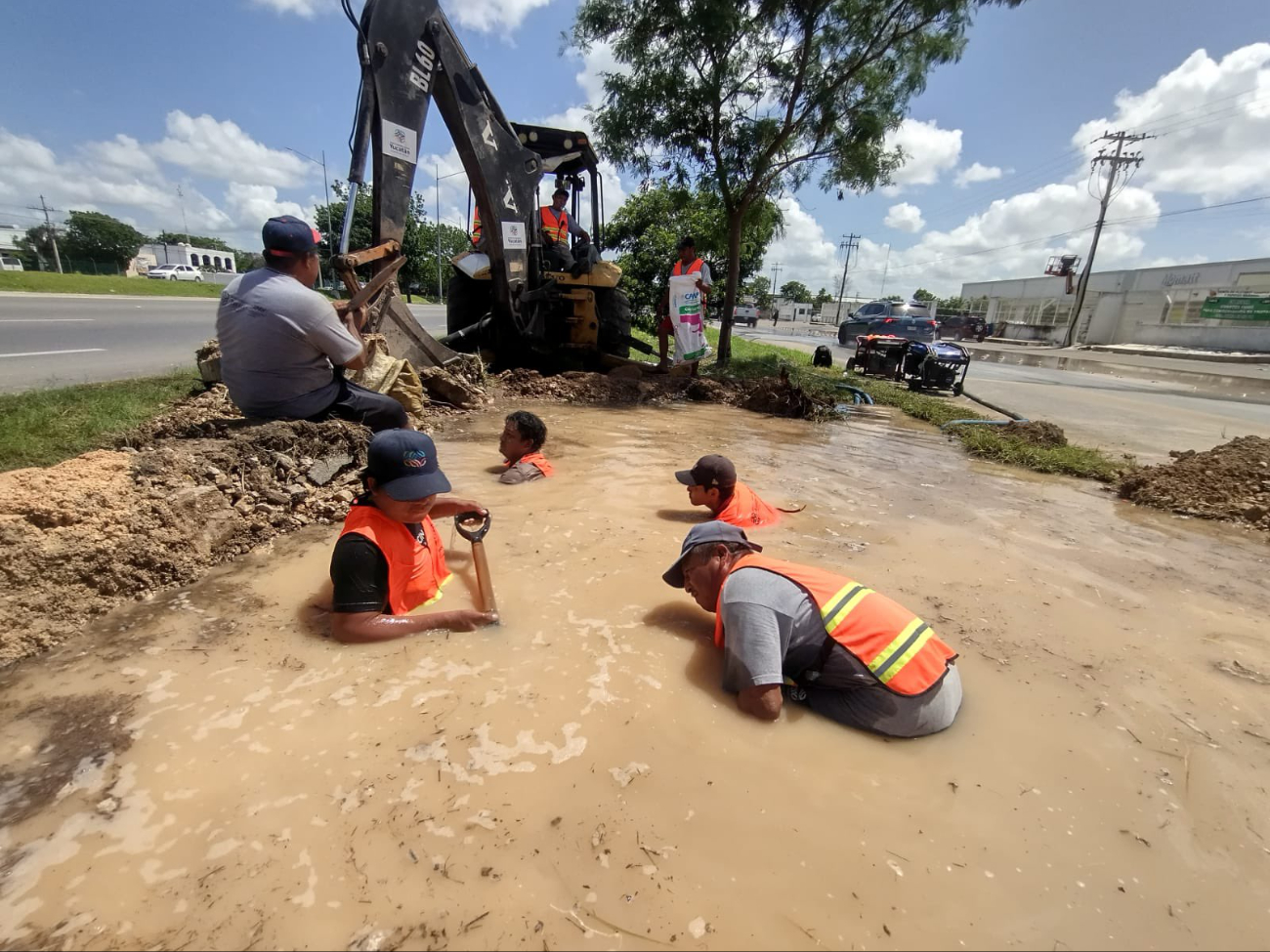 Fuga deja a más de 30 colonias de Mérida sin agua este jueves 25 de julio