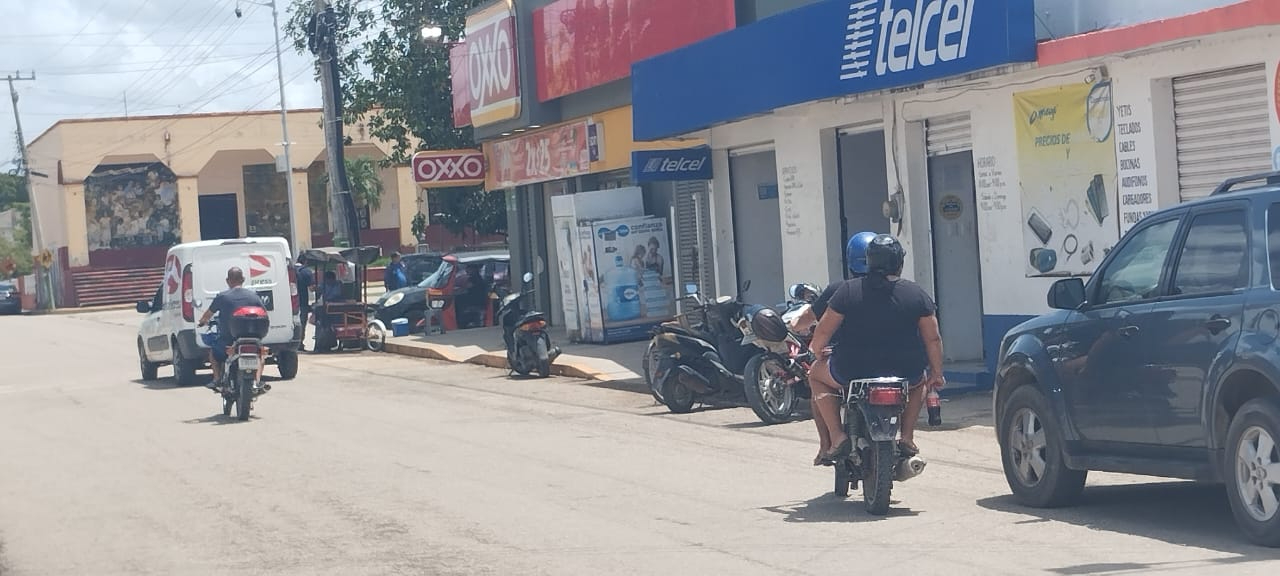 Grupo de motociclistas, en contra de la 'Ley Chaleco' Grupo de motociclistas, en contra de la 'Ley Chaleco'
